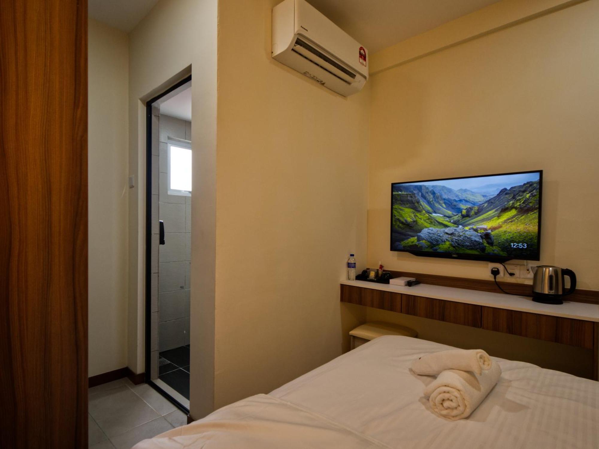 Weiss Hotels Kepong Baru Kampong Jawa Tengah Стая снимка