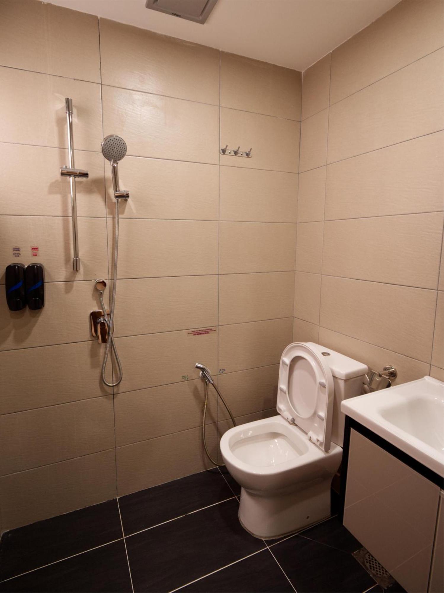 Weiss Hotels Kepong Baru Kampong Jawa Tengah Екстериор снимка
