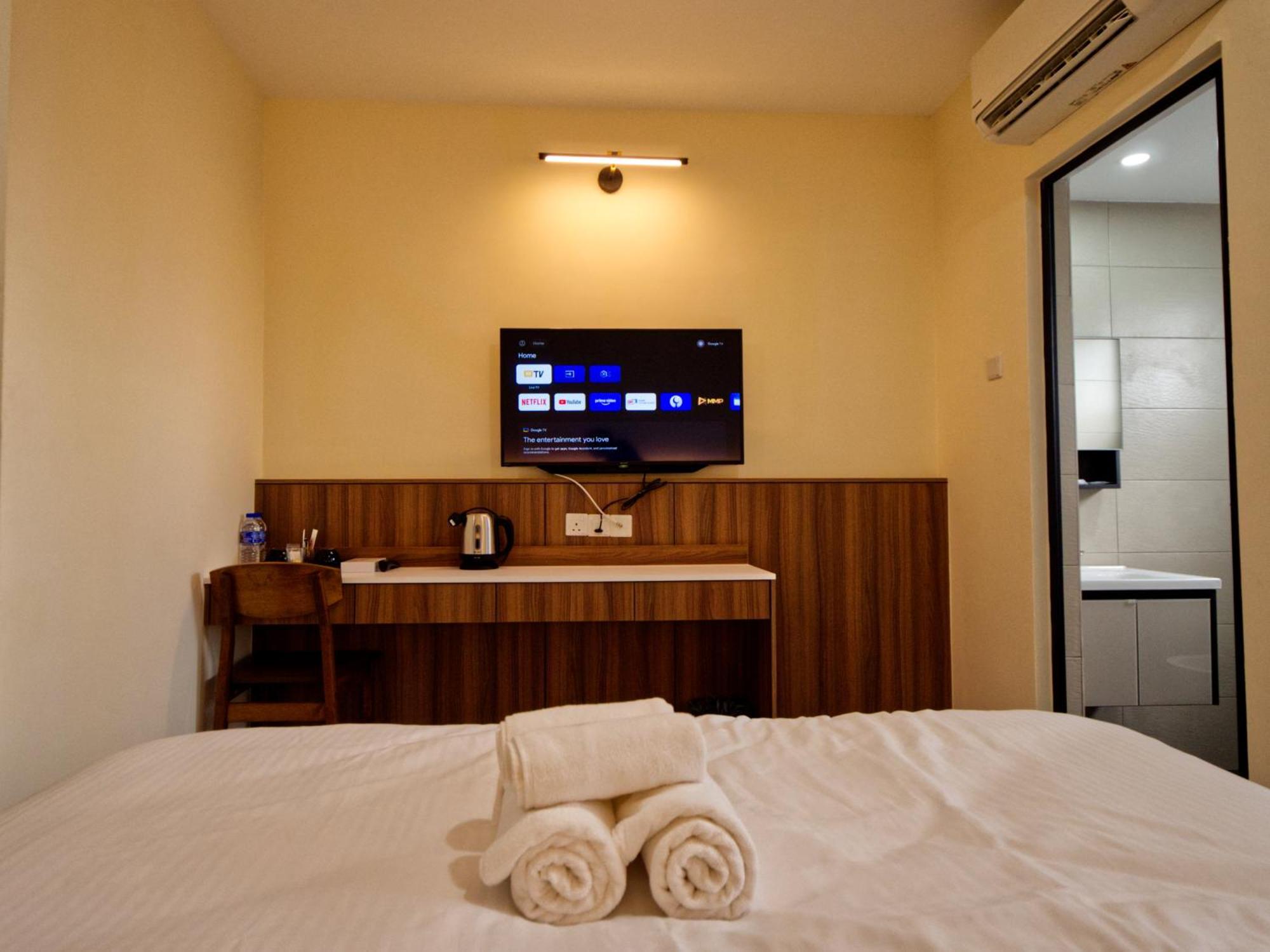 Weiss Hotels Kepong Baru Kampong Jawa Tengah Стая снимка