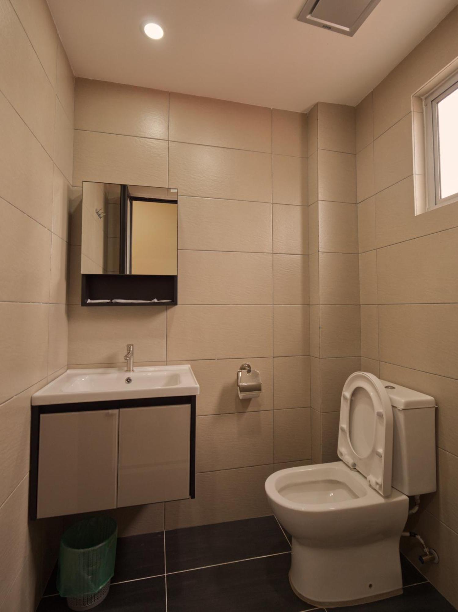 Weiss Hotels Kepong Baru Kampong Jawa Tengah Стая снимка
