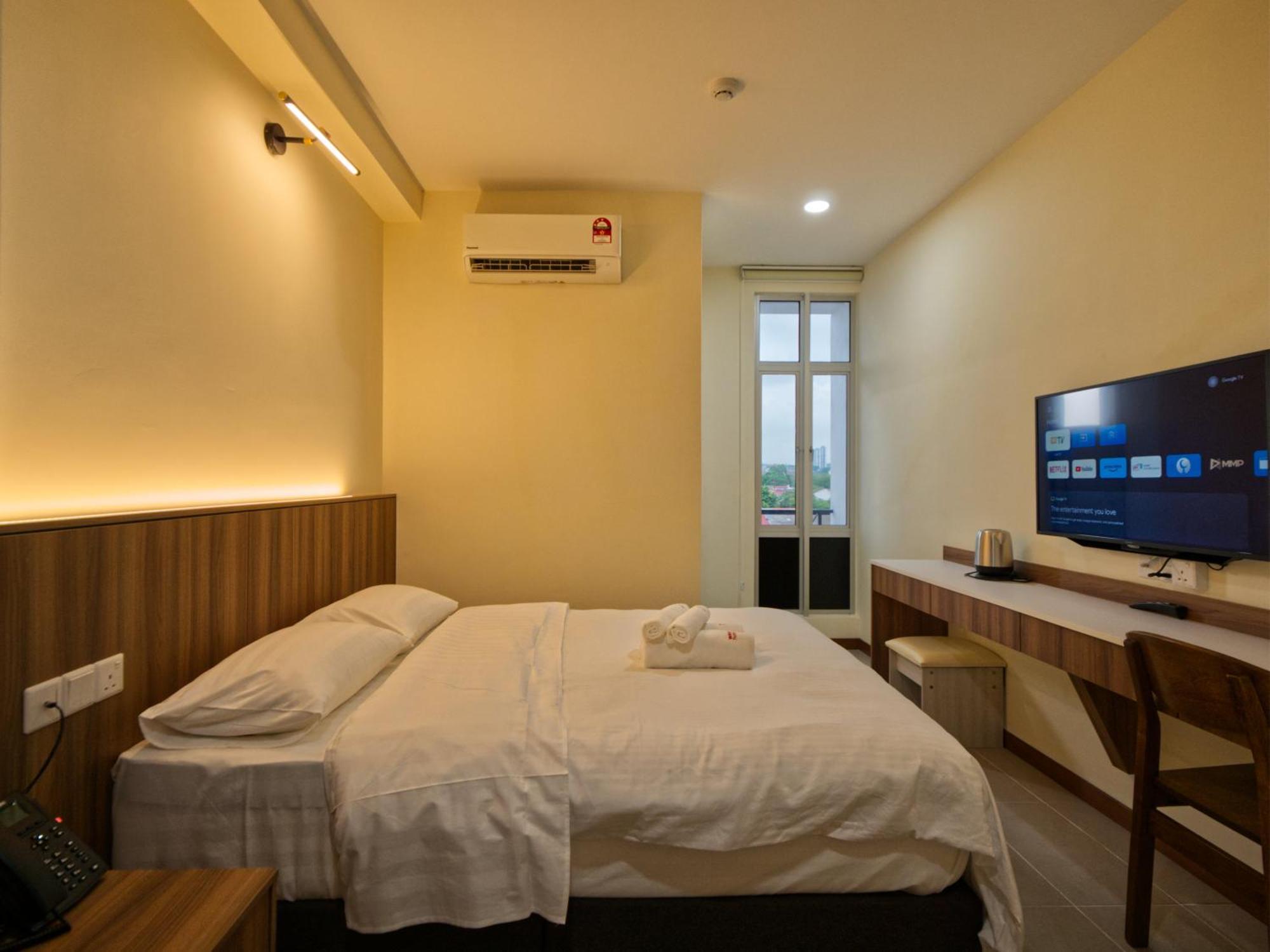 Weiss Hotels Kepong Baru Kampong Jawa Tengah Екстериор снимка